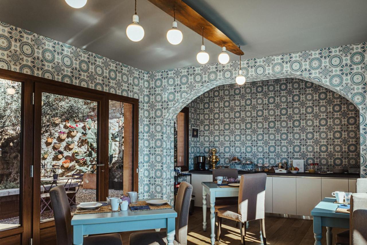 Antico Borgo B&B con SPA Manerba del Garda Exterior foto